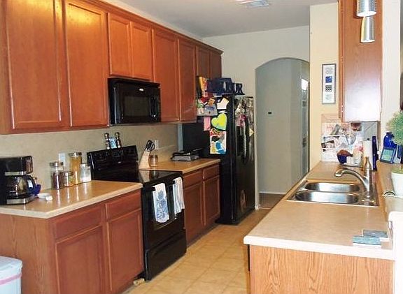 3rd image of 6705 Golden Oak Ln