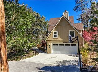 28791 Manitoba Dr, Lake Arrowhead, CA 92352