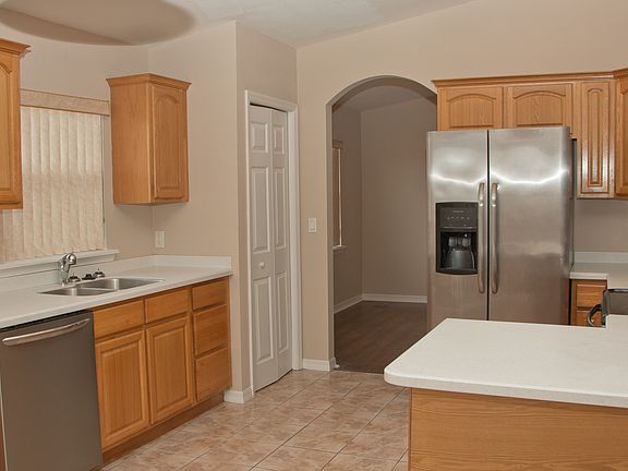 5th image of 505 Cody Caleb Dr