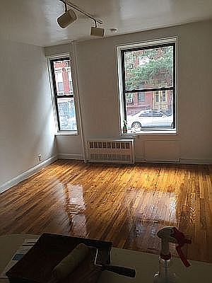 1st image of 339 E 9th St APT 1D