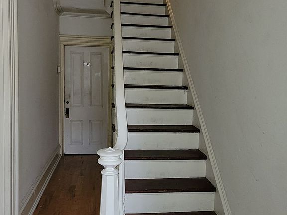 3rd image of 1625 Brown St #2R