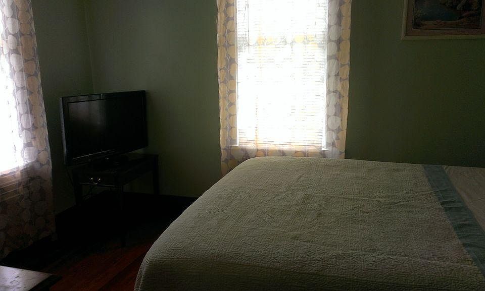 2nd image of 209 Elliott Ave