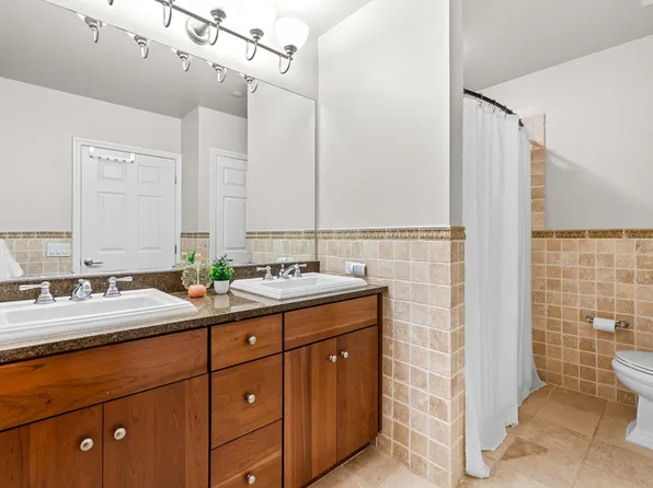 7400 River Road image 12 of 34