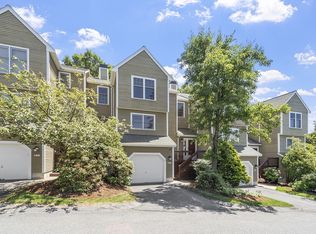 190 Bishops Forest Dr #190, Waltham, MA 02452