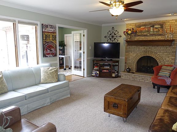 5th image of 17315 Brookgate Dr