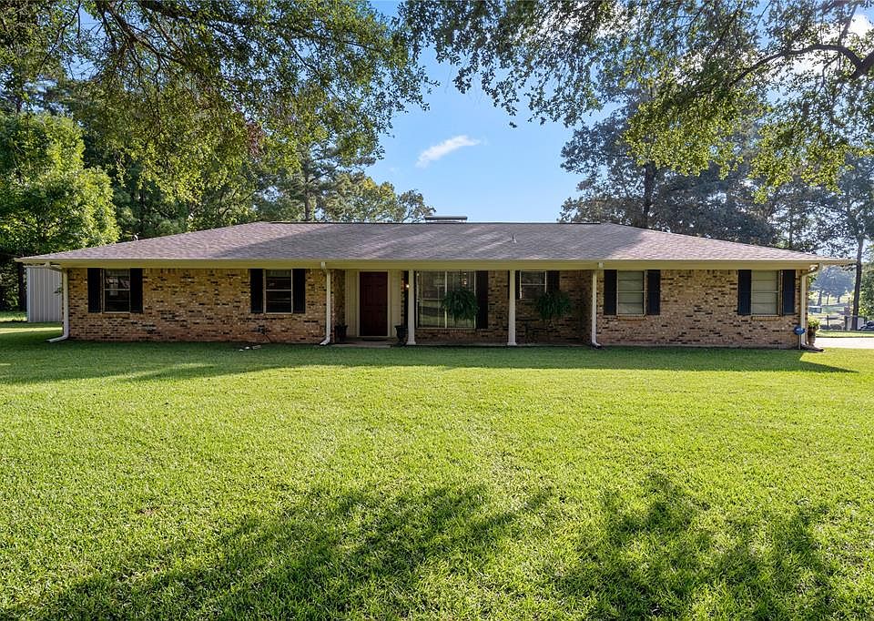 1st image of 301 Kent Dr