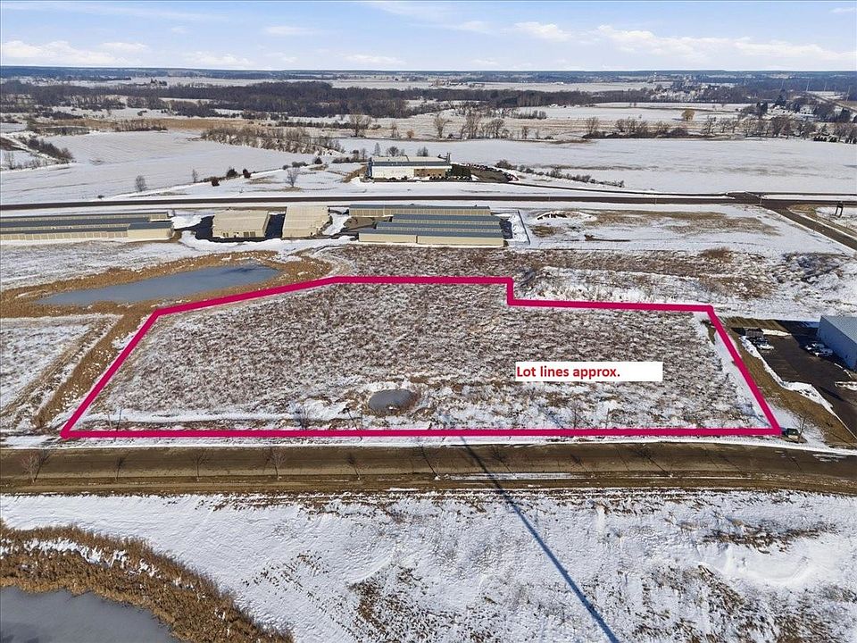 1st image of 8 Commerce Dr