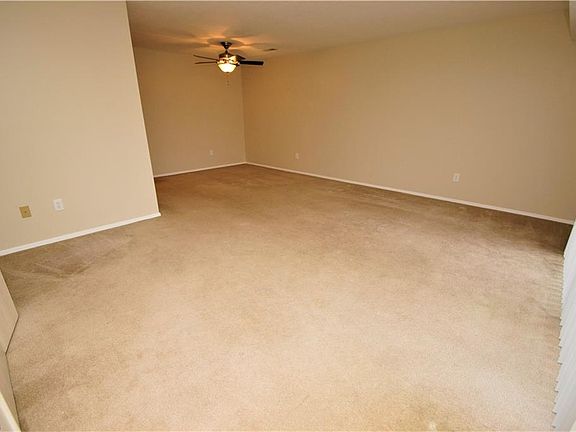 2nd image of 6475 Princeton Ct #D-202