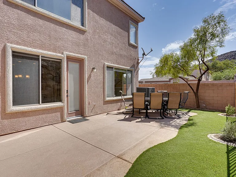 703 Principle Point Ave — Photo 13