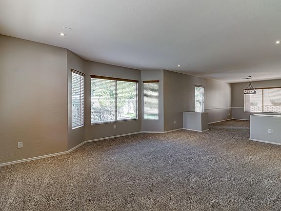 4th image of 26055 N 71st Ln