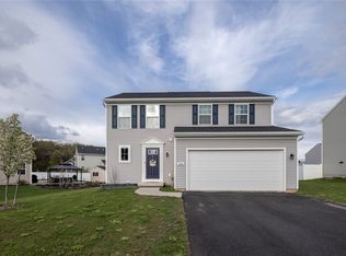 5846 Tweed Trl, Farmington, NY 14425