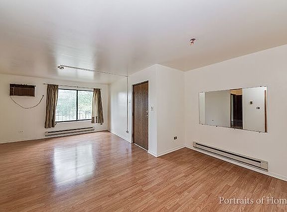 5th image of 264 Canterbury Ln APT 3