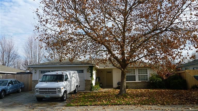 1st image of 1519 Clearsprings Dr
