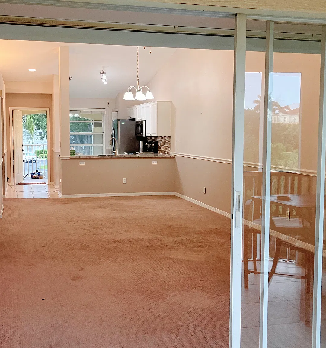 2 bed, 1124 sqft, $2,100 — Photo 3