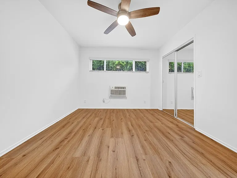 6944-6954 Coldwater Canyon Ave — Photo 30