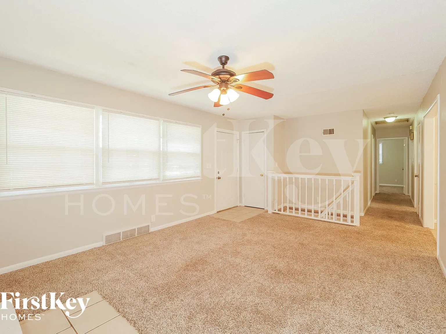 3 bed, 2.0 bath, 1221 sqft, $1,860 — Photo 3