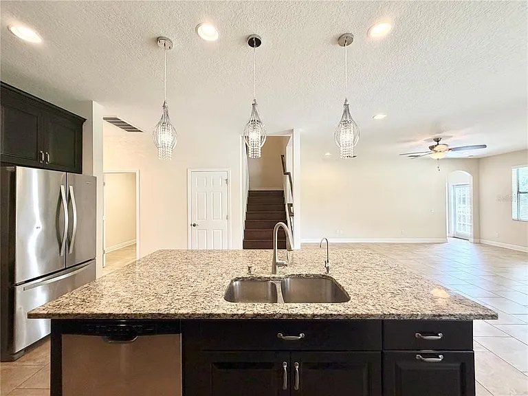 19522 Whispering Brook Dr — Photo 7