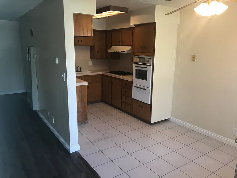 218 E Orlando Way #C — Photo 9
