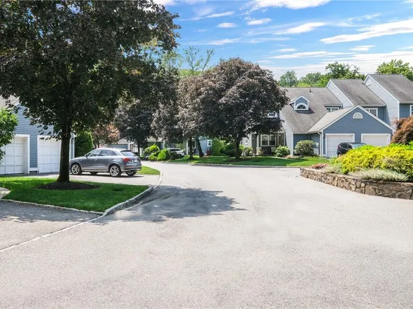 32 Colby Lane #32, Briarcliff Manor, NY 10510