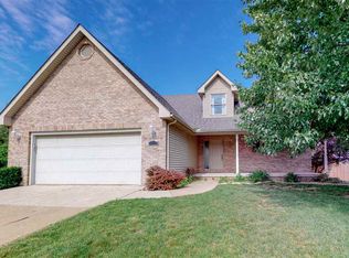 2103 Alameda Dr, Pekin, IL