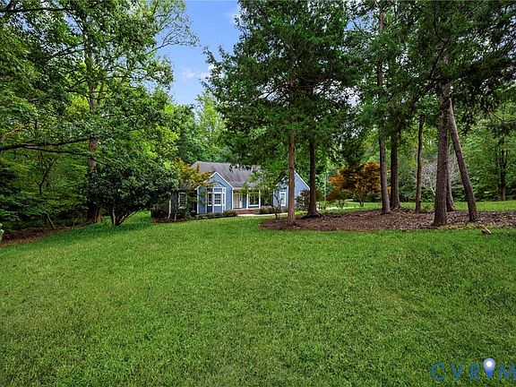 3rd image of 2654 Academy Rd