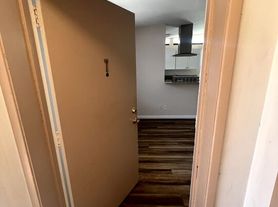 3704 Midvale Ave, Los Angeles, CA