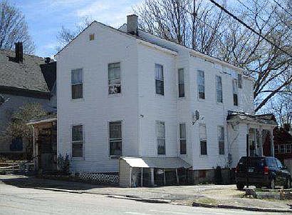 2nd image of 461 Hanover St