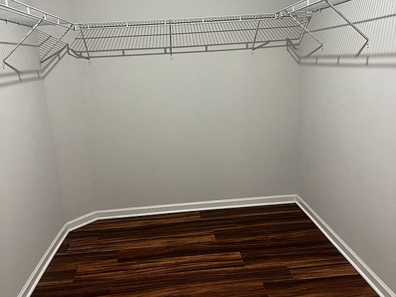 3rd image of 14995 Greenleaf Dr