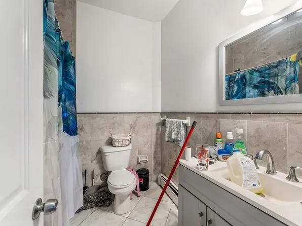 35 Lexington Avenue image 25 of 30