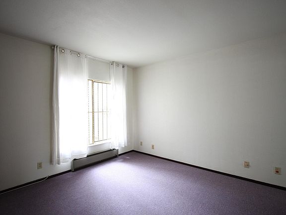 3rd image of 180 Blake St APT 2