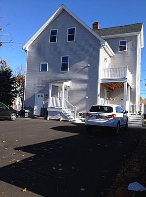 2nd image of 2 Ethel Ave #2