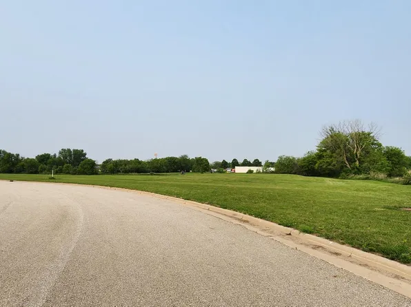 301 Commerce Dr SE, Kasson, MN 55944