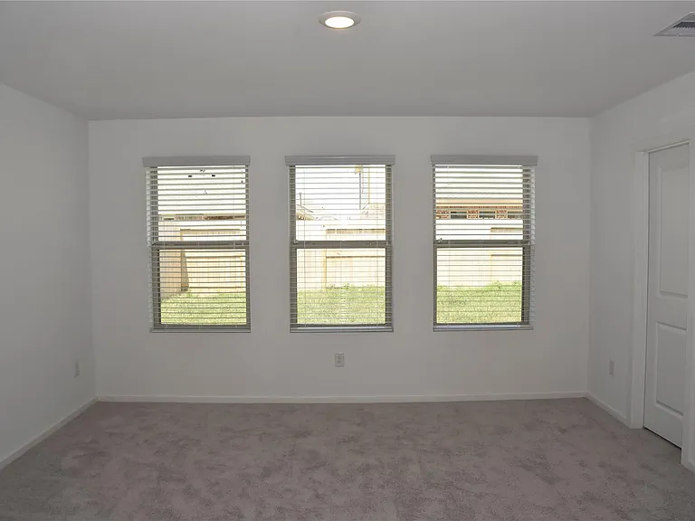 5135 Sunvalley Bend Dr — Photo 16