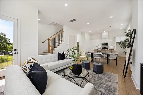 835 Rachel St #A Photo 1