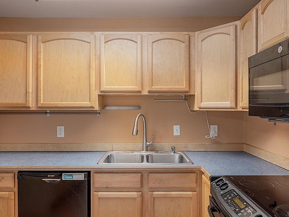 5th image of 1804 Caribou Way