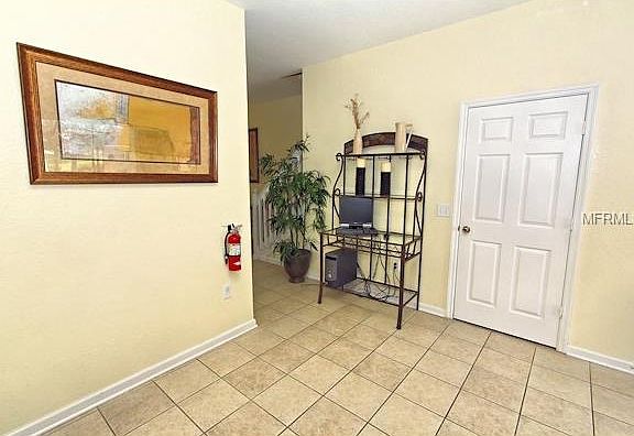 2nd image of 2564 Maneshaw Ln