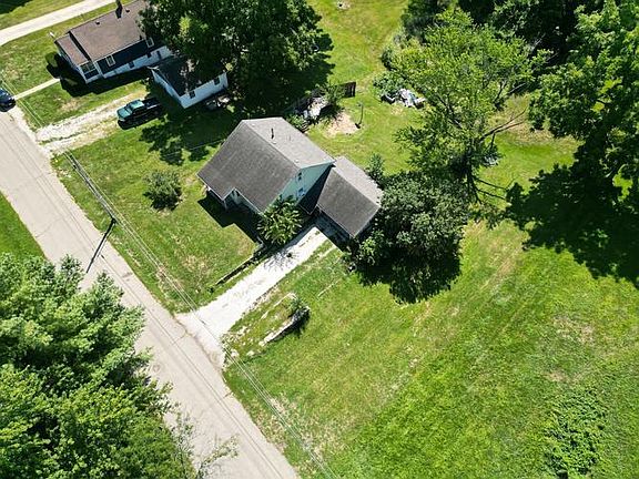 2nd image of 650 Van Winkle Dr