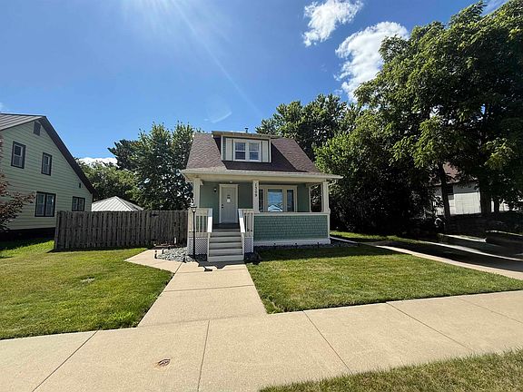 5th image of 1309 Stoughton Ave