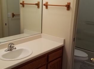 1240 Oak St APT 10, Red Bluff, CA 96080