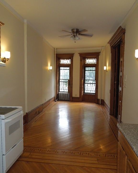 2nd image of 364 Park Pl #3KF