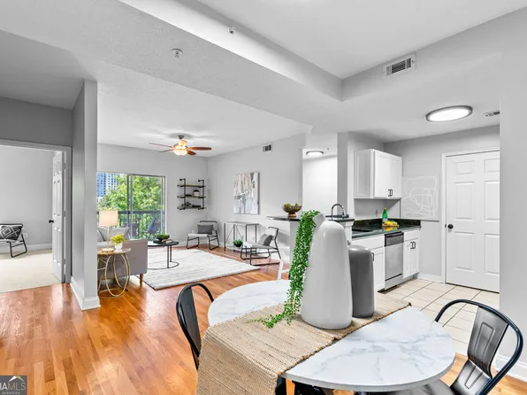 1075 Peachtree Walk NE Unit A307, Atlanta, GA 30309