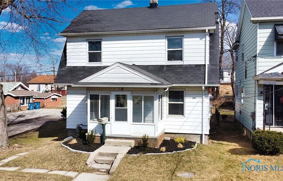1st image of 321 Van Buren Ave