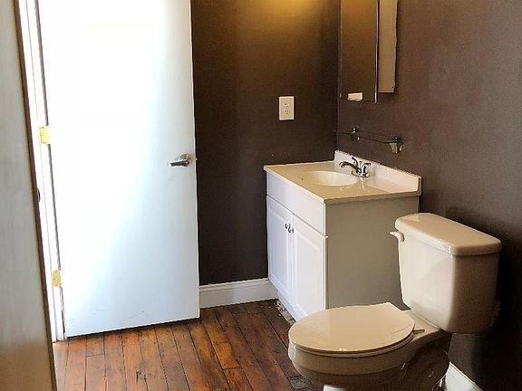 5th image of 301 Bradley St APT A205