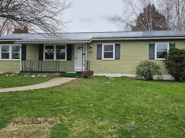 9153 Ferndale Ct, Girard, PA 16417