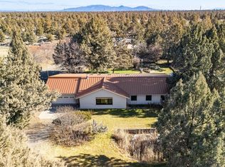 8350 S Highway 97, Redmond, OR 97756