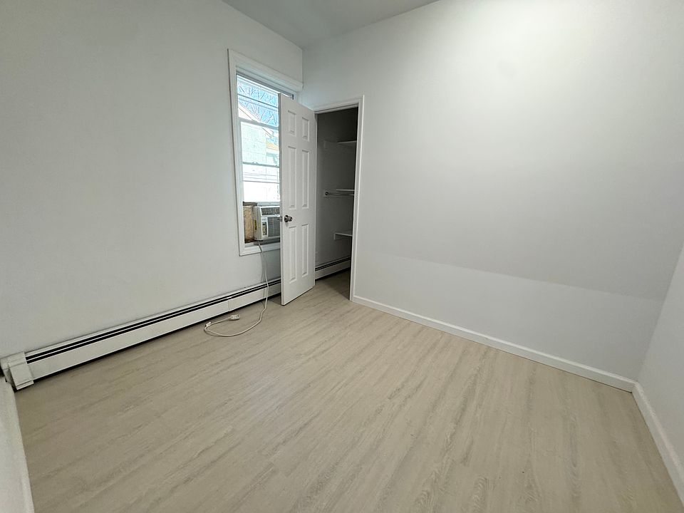 2nd image of 1107 121st St #1