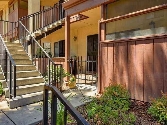3rd image of 337 Kenbrook Cir