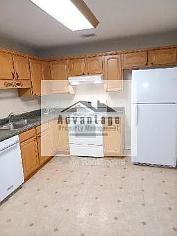 132 Wesleyan Way — Photo 5
