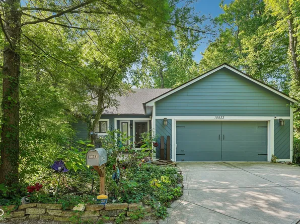 10933 Geist Woods South Dr, Indianapolis, IN 46256