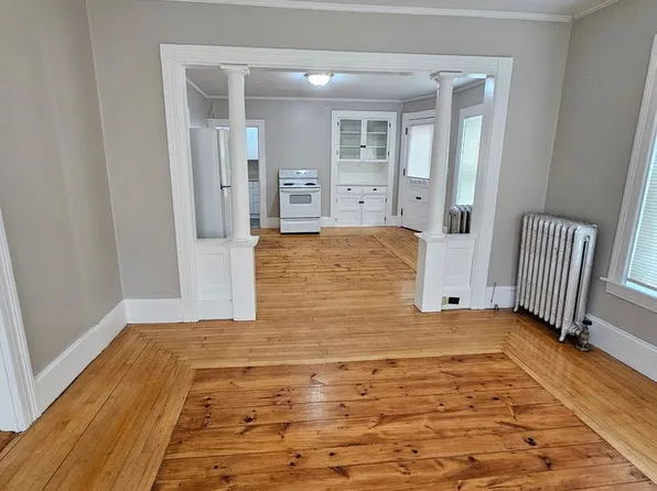 209-211 Taylor St, 209-211 S Taylor St #209-1F, Manchester, NH 03103